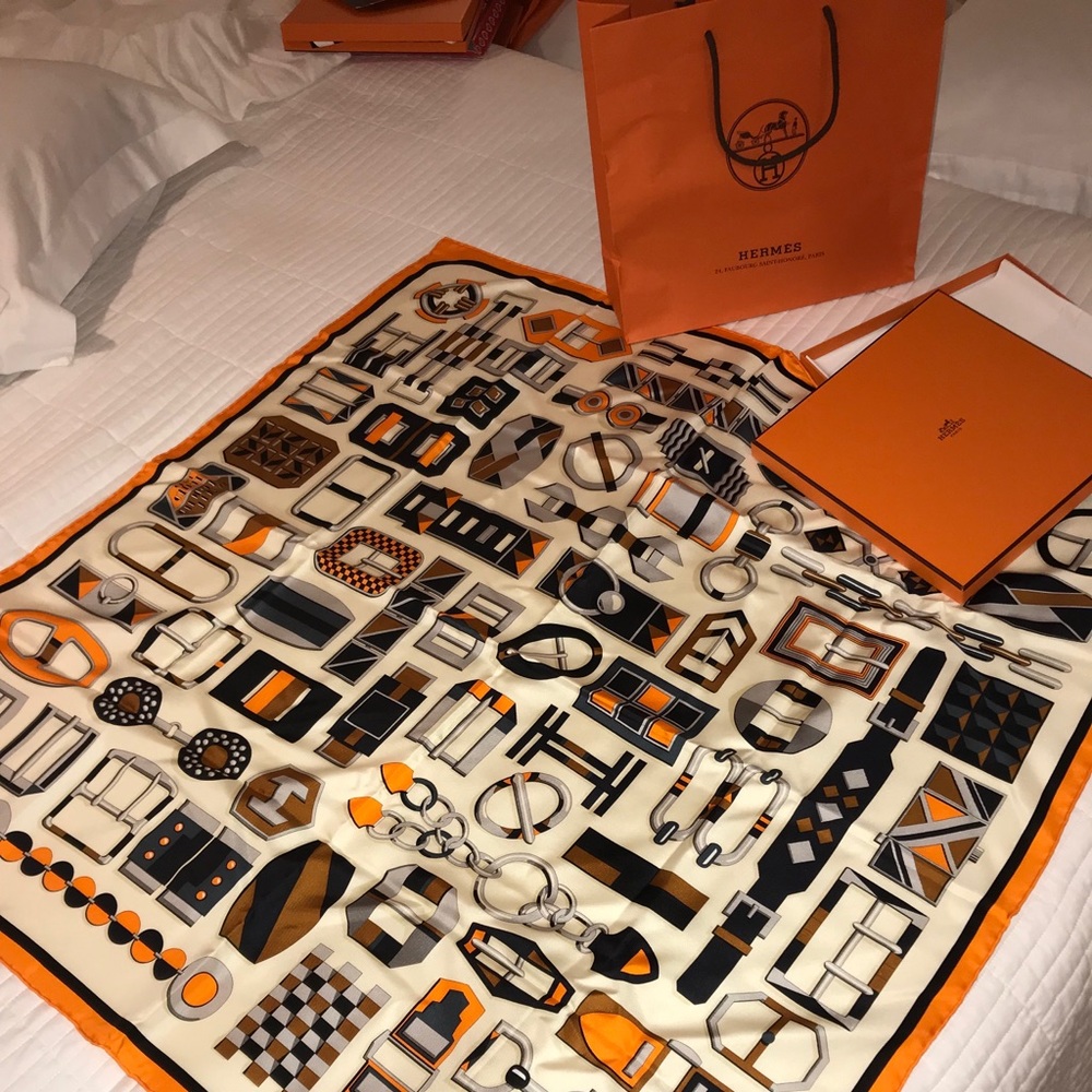 NEW Hermes scarf 35’x35’
